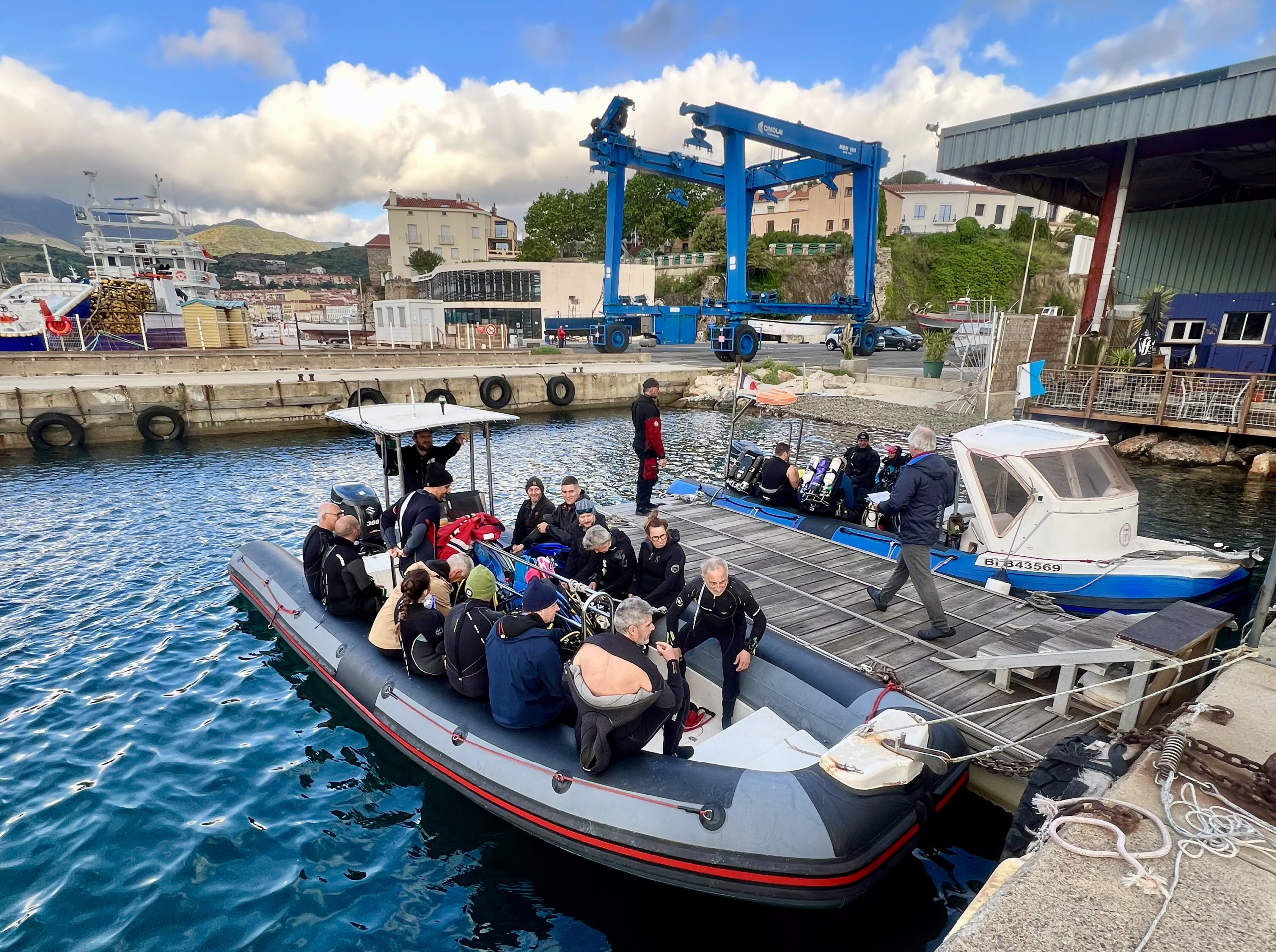 CAP Port Vendres - Gabinu installations at the pontoon
